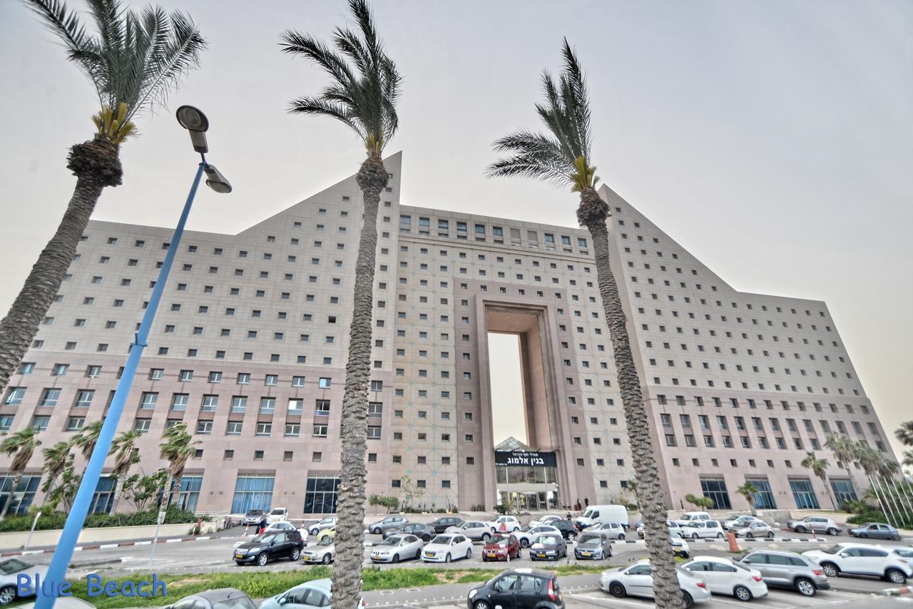 מגדל אלמוג חיפה - דירות "בלו ביץ'" על הים Exterior foto